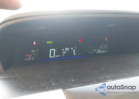 2014 Toyota Prius V Two z USA, uszkodzony, nr VIN JTDZN3EU3EJ009797